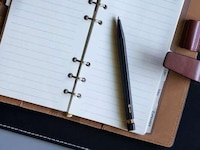 Minimalist Professional Writing Utensils Image 4