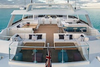 Opulent Aluminum-Hulled Catamarans Image 3