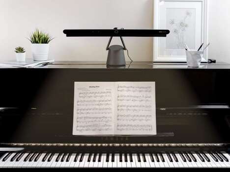 Intelligent Pianist Illuminators