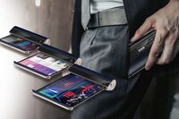 Rolling Productivity Smartphones Image 6