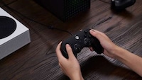 Customizable eSports Controllers Image 1