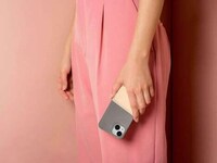 Card-Friendly Smartphone Cases Image 4