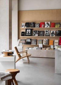 Classic Flagship Library Bookstores Image 3