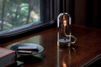 Candle-Mimicking Lamps Image 1