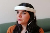 Smoking Cessation Tech Headsets Image 1