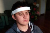 Smoking Cessation Tech Headsets Image 8