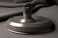 Ergonomic Circular Steam Irons Image 1