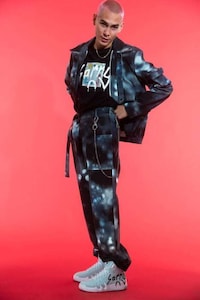 Vibrant Skate Graphic Streetwear Image 2