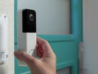 Head-to-Toe Video Doorbells Image 2
