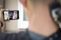 Camera-Equipped Hair Clippers Image 1