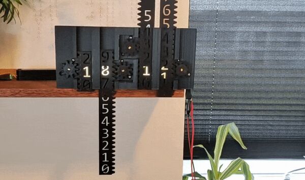Satisfying Steampunk Clocks Image 2