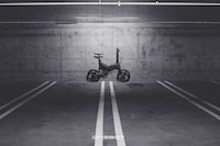 Tri-Fold Unibody Electric Bikes Image 8