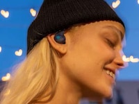Gym-Ready Workout Earbuds Image 3