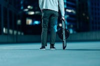 Long-Range Single-Wheeled Scooters Image 5