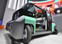 Futuristic Auto Wheel Modules Image 2