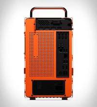 Flat-Pack PC Cases Image 4