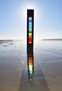 Towering Reclaimed Wooden Sculptures Image 4