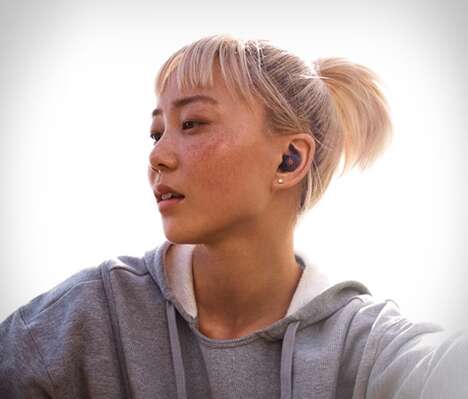 Contoured Adaptive EQ Earphones