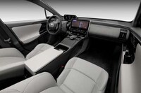 Diminutive All-Electric SUVs Image 6