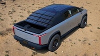 Solar-Powered Cargo Vans Image 8