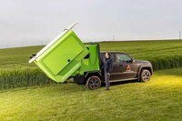 Rotating Truck Campers Image 7