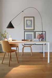 Minimal Elongated Lamps Image 7