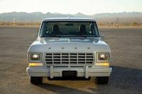 High-Powered Electric Pick-Up Trucks Image 3