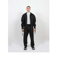 Contemporary Artistic Lifestyle Brands Image 4
