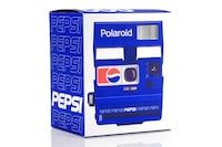 Branded 80s-Era Instant Cameras Image 4