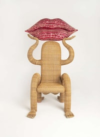 Fantasy Sculptural Furniture Pieces Image 6