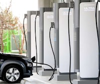 Scalable EV Charging Stations Image 3