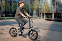 Foldable Long Range eBikes Image 2