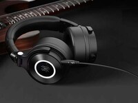 Dynamic Driver Audiophile Headphones Image 4