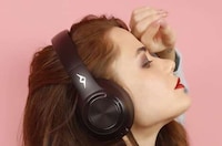 Contemporary Customization Headphones Image 2