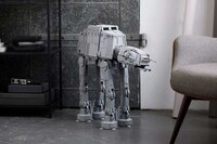 Sophisticated Sci-Fi Toy Sets Image 2