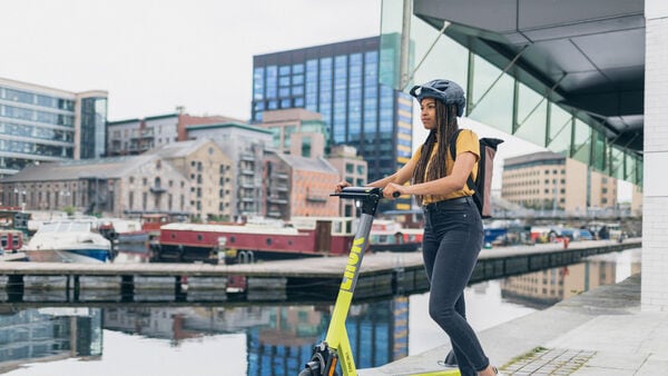 Pass-Based E-Scooter Platforms