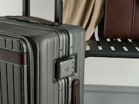 Tough Tech-Charging Suitcases Image 3
