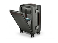Tough Tech-Charging Suitcases Image 5
