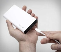 Ultra-Fast Charging Power Banks Image 5