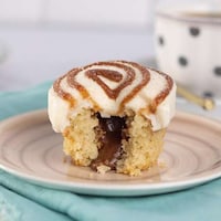Cinnamon Roll Cupcakes