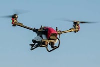 Dual-Rotor Agricultural Drones Image 3