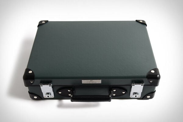 Green-Hued Secret Agent Cases