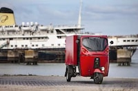 Cargo-Carrying Electric Rickshaws Image 1
