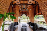 Floating Eco-Tourist Hotels Image 7