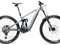 Powered Off-Road Mountain Bikes Image 6