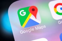 Smartphone Map App Features Image 6