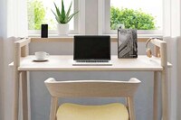 Versatile Scandinavian-Inspired Desks Image 2