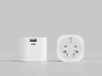 Swiveling Universal Chargers Image 5