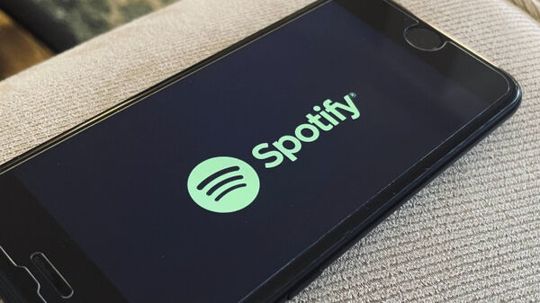 100 Subscription-Based Gifts