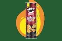 Spicy Nacho-Flavored Potato Chips Image 1